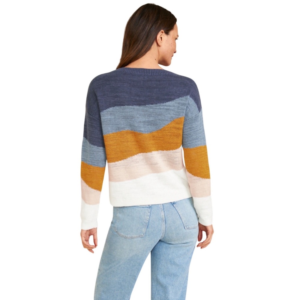 Garnet Hill Sweater, Skyline Linen, Organic-Cotton, wavy  
landscape Size M - Picture 2 of 8